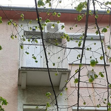 Admiral Apartman Makó Buitenkant foto