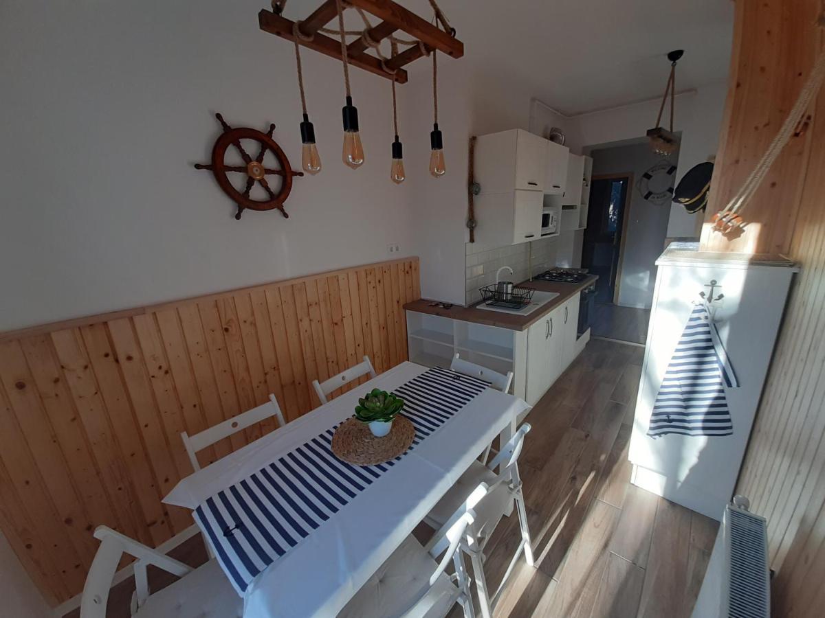 Admiral Apartman Makó Buitenkant foto