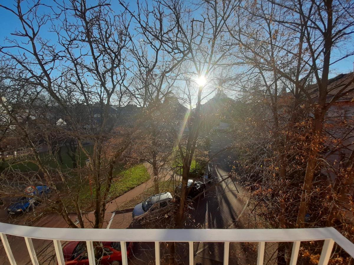 Admiral Apartman Makó Buitenkant foto